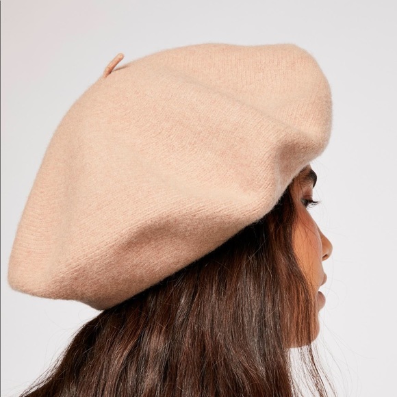 Beret - Picture 1 of 6